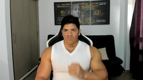 Snapshot of fabian_arango chatting on April 2026 04:54:01 PM Fabian arango online show from April 2026 04:54:01 PM