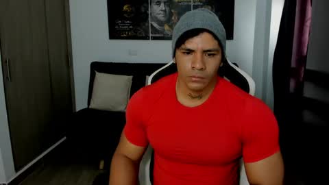 Snapshot of fabian_arango chatting on May 2026 05:18:01 PM Fabian arango online show from May 2026 05:18:01 PM