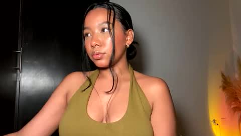 Snapshot of fabianna_laraa chatting on December 2025 03:55:02 AM Thianna online show from December 2025 03:55:02 AM