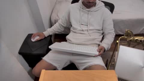 Snapshot of fabiano_hernandes30 chatting on November 2025 07:44:01 AM fabiano_hernandes30 online show from November 2025 07:44:01 AM