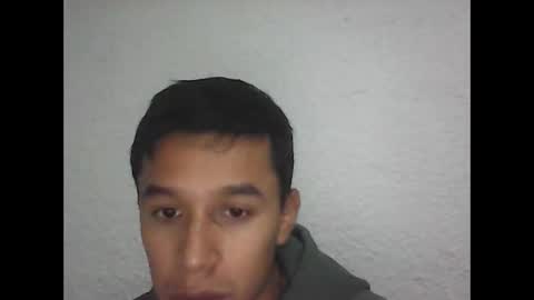 R online show from May 2026 11:42:01 PM