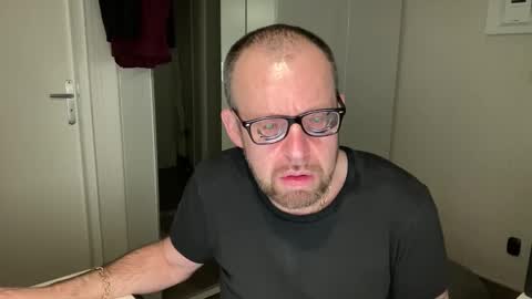 Snapshot of fabiothick chatting on October 2025 11:50:01 PM fabiothick online show from October 2025 11:50:01 PM