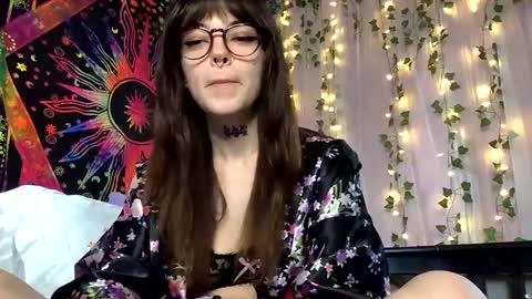 Faerie 3 online show from October 2025 09:45:01 PM