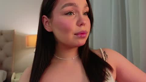 Mairy online show from December 2024 02:31:01 AM