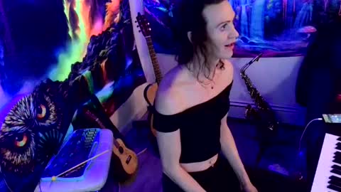 Snapshot of fairy_moan chatting on February 2026 11:17:01 AM fairy_moan online show from February 2026 11:17:01 AM