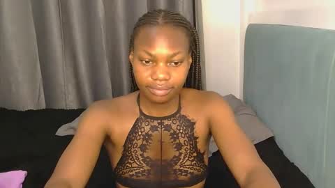 fairy_pearl online show from April 2026 06:27:01 AM