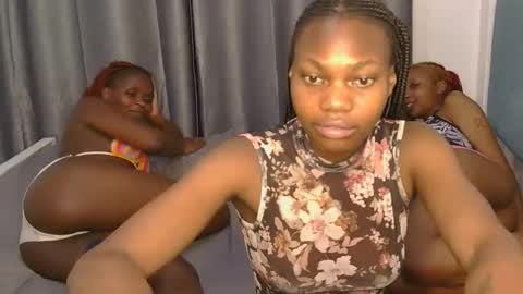 fairy_pearl online show from April 2026 05:37:01 PM