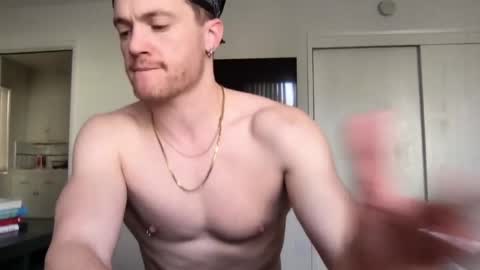 Snapshot of fairybae5 chatting on February 2025 11:59:01 PM Travis online show from February 2025 11:59:01 PM