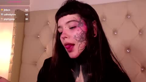 Fairy online show from December 2024 04:06:01 PM