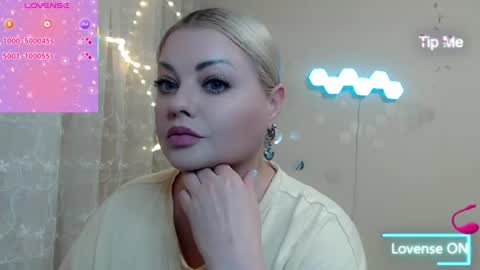 Jewell online show from July 2026 07:34:01 PM