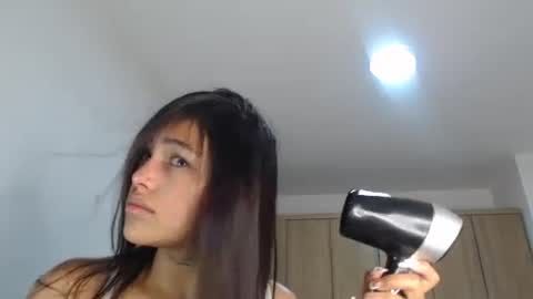 Snapshot of fairylatin chatting on January 2025 09:05:01 AM fairylatin online show from January 2025 09:05:01 AM