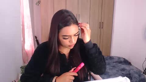 Snapshot of fairylatin chatting on February 2025 03:23:02 PM fairylatin online show from February 2025 03:23:02 PM