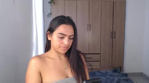 Snapshot of fairylatin chatting on February 2025 09:09:01 PM fairylatin online show from February 2025 09:09:01 PM