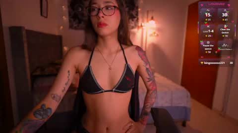 Snapshot of fairylilyx chatting on June 2026 12:32:01 AM Fairy Lily online show from June 2026 12:32:01 AM