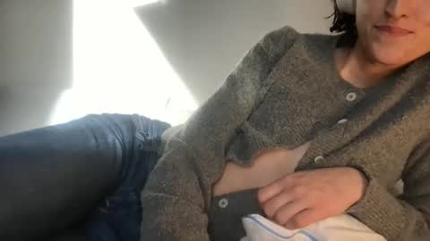 Haydee online show from December 2025 07:32:01 PM