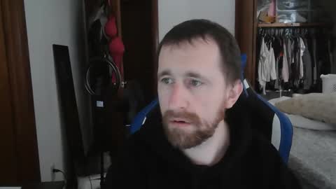 falcn2001 online show from February 2026 03:21:02 PM