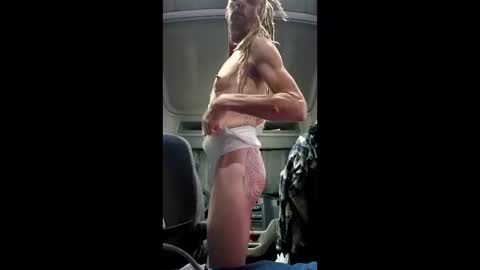 Calisto online show from March 2026 12:32:02 AM