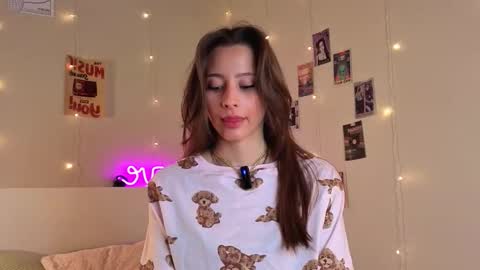 Snapshot of falinecrosthwaite chatting on September 2025 06:40:02 PM Kaori online show from September 2025 06:40:02 PM