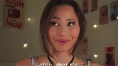 Snapshot of falinecrosthwaite chatting on October 2025 07:13:01 PM Kaori online show from October 2025 07:13:01 PM