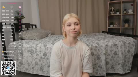 Snapshot of falinegelling chatting on January 2025 01:20:02 PM Emilia online show from January 2025 01:20:02 PM