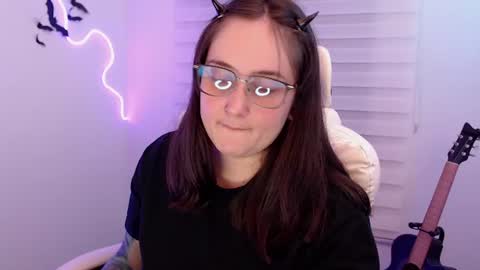 Snapshot of fallenag__ chatting on July 2026 01:51:01 AM OF fallenag 1 online show from July 2026 01:51:01 AM