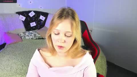 Lane   online show from February 2026 10:05:02 PM