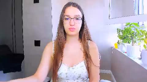 Snapshot of fancy_bunny chatting on June 2026 05:42:02 AM fancy bunny online show from June 2026 05:42:02 AM