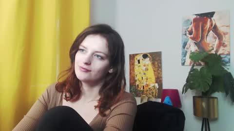 Nadine online show from December 2024 10:10:02 AM