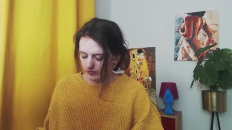 Nadine online show from January 2025 09:24:01 AM