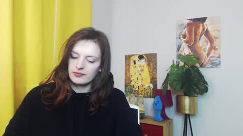 Nadine online show from February 2025 12:36:02 PM