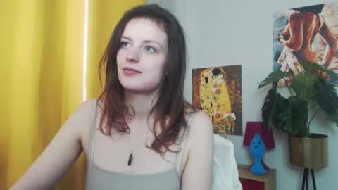 Nadine online show from February 2025 12:22:02 PM