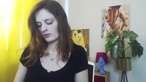 Nadine online show from March 2025 12:26:02 PM