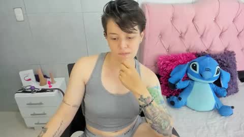 FANNY online show from December 2025 01:34:01 AM