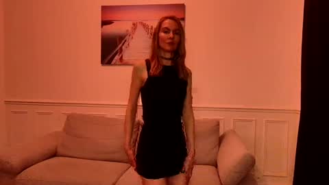 Fanny online show from December 2024 06:06:02 PM