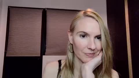 Fanny online show from January 2025 01:27:01 AM