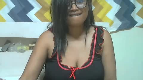 Snapshot of fantassia chatting on December 2024 03:54:02 PM fantassia online show from December 2024 03:54:02 PM