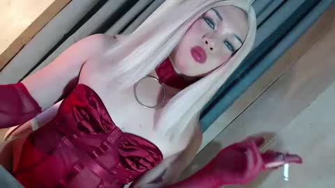 Snapshot of fantasticcock69_daniella chatting on February 2026 12:04:02 AM DANIELLA - DONT FORGET TO GIVE ME A THUMBSU UP online show from February 2026 12:04:02 AM