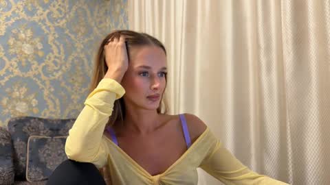 Snapshot of fantasy_moonlight chatting on September 2025 05:29:02 PM fantasy_moonlight online show from September 2025 05:29:02 PM