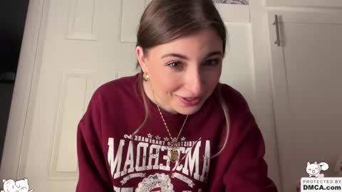 Snapshot of fantasyella chatting on February 2026 05:04:01 AM Ella online show from February 2026 05:04:01 AM