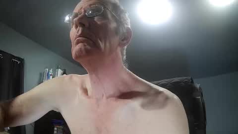 Snapshot of fantasyresort chatting on November 2025 04:06:02 AM fantasyresort online show from November 2025 04:06:02 AM