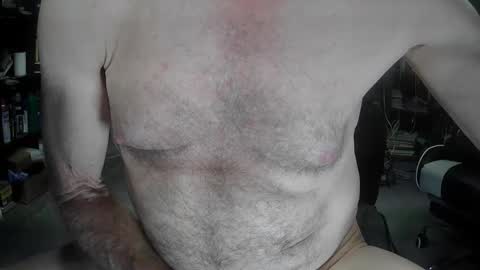 Snapshot of fantasyresort chatting on November 2025 04:34:02 AM fantasyresort online show from November 2025 04:34:02 AM