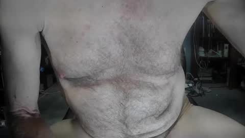 Snapshot of fantasyresort chatting on November 2025 04:36:01 AM fantasyresort online show from November 2025 04:36:01 AM