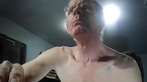 Snapshot of fantasyresort chatting on December 2025 04:30:02 AM fantasyresort online show from December 2025 04:30:02 AM