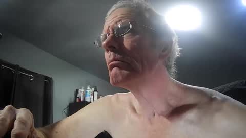 Snapshot of fantasyresort chatting on January 2026 04:04:02 AM fantasyresort online show from January 2026 04:04:02 AM