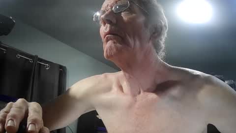 Snapshot of fantasyresort chatting on January 2026 04:07:02 AM fantasyresort online show from January 2026 04:07:02 AM