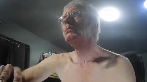 Snapshot of fantasyresort chatting on February 2026 04:00:02 AM fantasyresort online show from February 2026 04:00:02 AM