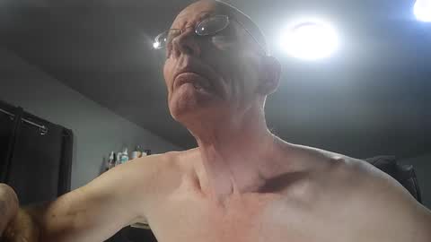 Snapshot of fantasyresort chatting on February 2026 04:10:02 AM fantasyresort online show from February 2026 04:10:02 AM