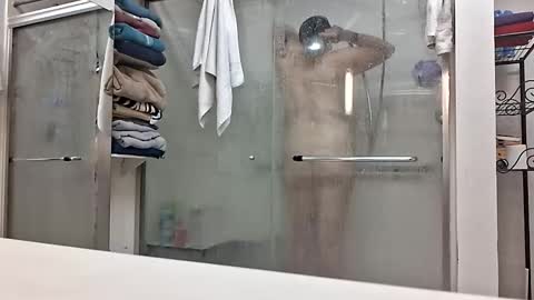 Snapshot of fapqueenc17 chatting on December 2025 03:18:02 PM Scarlett online show from December 2025 03:18:02 PM