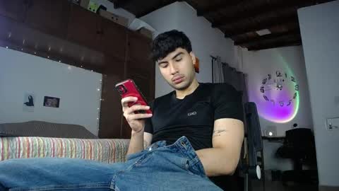 Snapshot of farid_24 chatting on April 2026 02:42:01 AM farid_24 online show from April 2026 02:42:01 AM