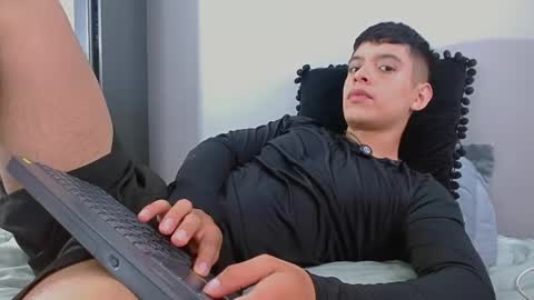 Snapshot of farid_jake_ chatting on May 2026 09:00:01 PM farid_jake_ online show from May 2026 09:00:01 PM